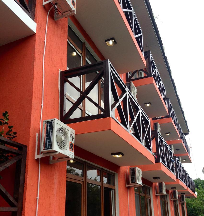 Viktoria Hotel Pizunda Exterior foto